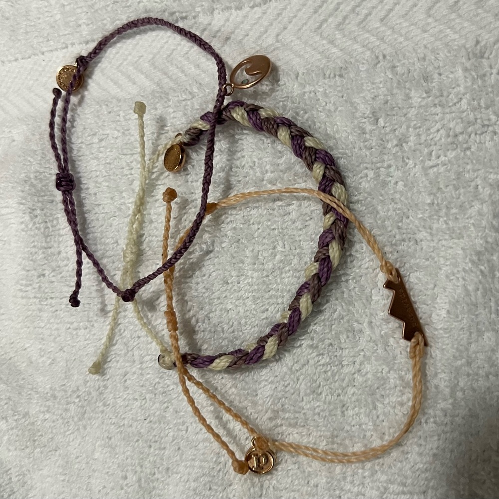 Pura vida bracelet pack from monthly club not new but great condition